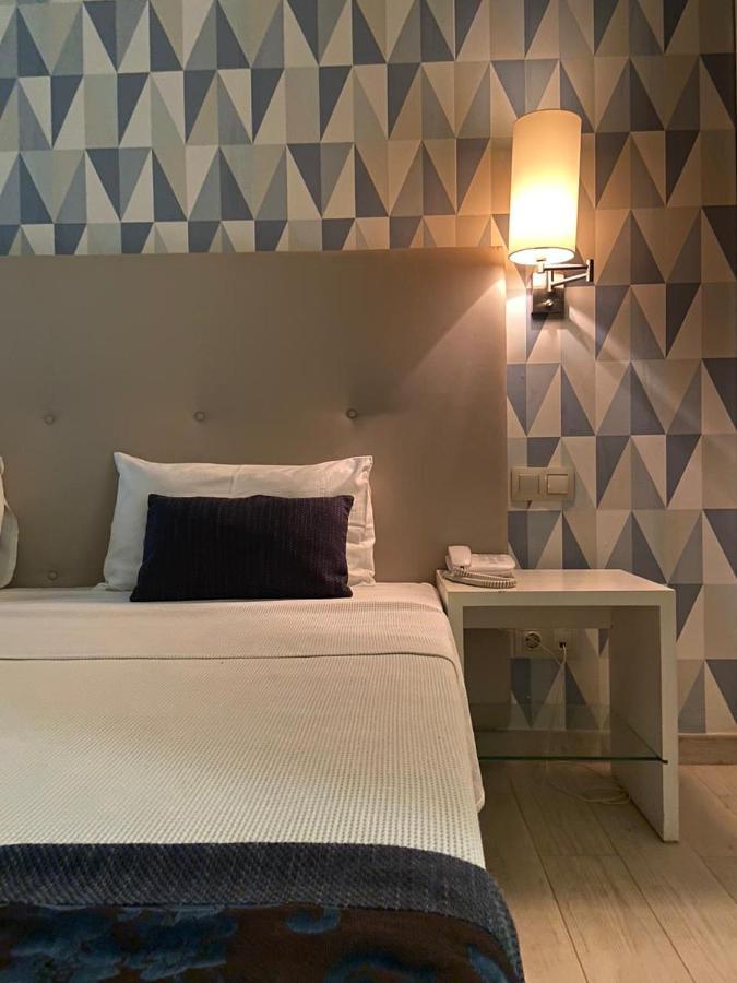 Ouril Hotel Julia Santa Maria Bagian luar foto