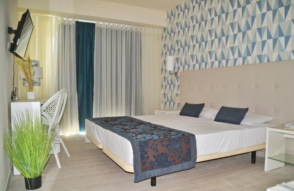 Ouril Hotel Julia Santa Maria Bagian luar foto