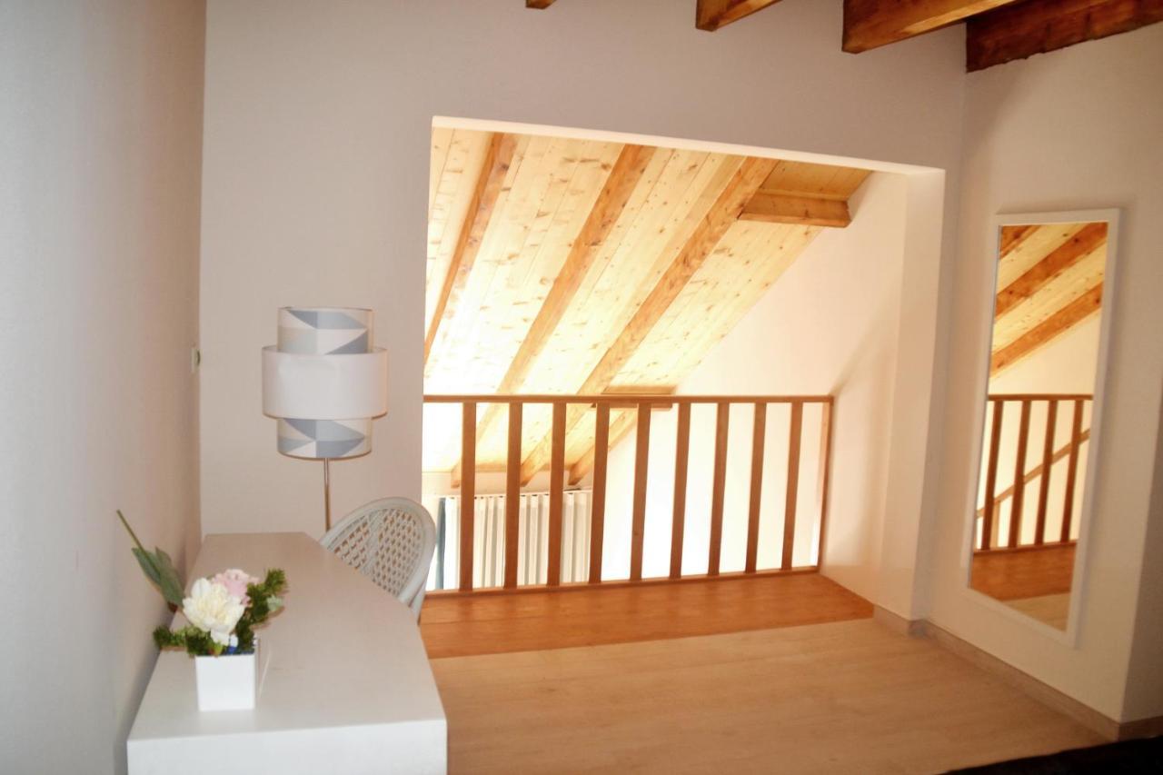 Ouril Hotel Julia Santa Maria Bagian luar foto
